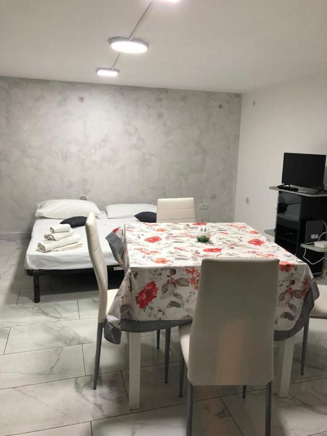 Casetta Bianca Appartement Napels Buitenkant foto